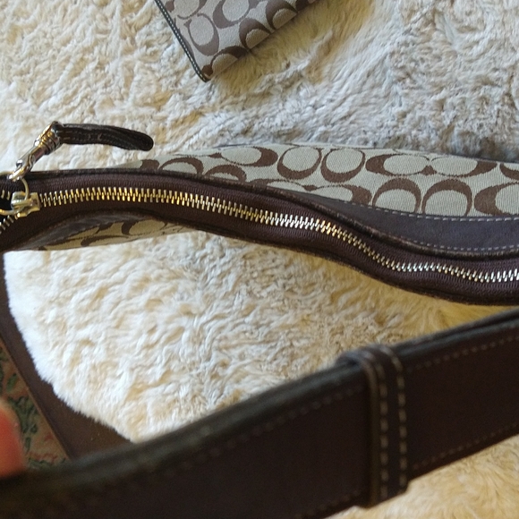 Coach hobo bag and wallet set - Picture 9 of 15